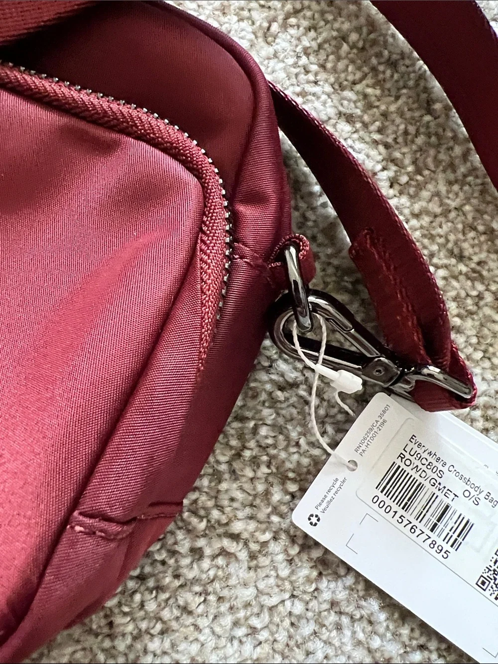 NWT Lululemon Everywhere Crossbody bag with gunmetal hardware